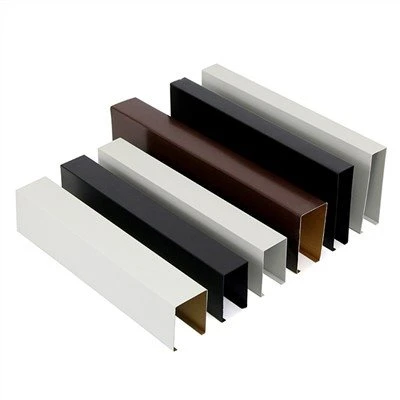 Decke aus Aluminiumlatten