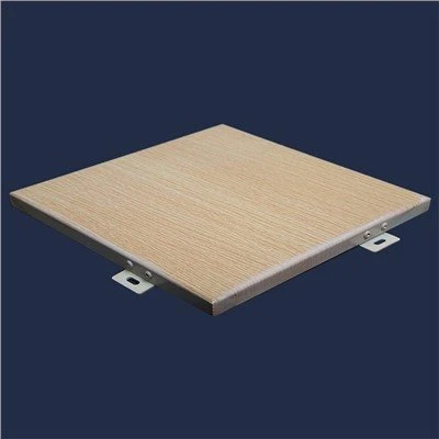 Holzfarbene Aluminiumplatten