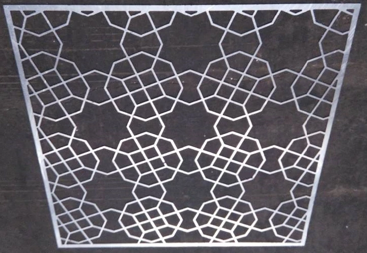 Dekorative Wandverkleidung aus Aluminium