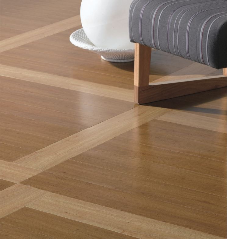Ineinander greifende Luxus-Vinylbodenfliesen, Holzbodenplanken für Küche und Bad