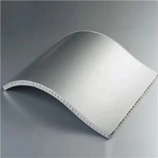 Gebogenes Wabenpaneel aus Aluminium